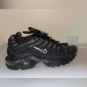 Nike Air Max Plus - Men’s size 5.5. (NO BOX)